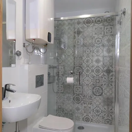 Nowe Gorskie Krajobrazy Z Widokiem Na Snieznik - Sowia Stronie Śląskie