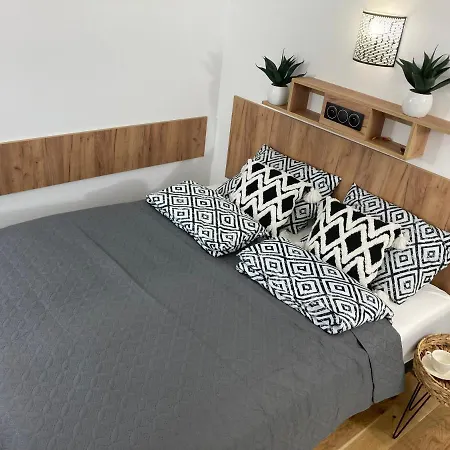 Apartament Nowe Górskie Krajobrazy Z Widokiem Na śnieżnik - Sowia Stronie Śląskie