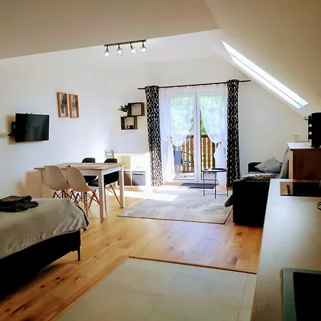 Nowe Gorskie Krajobrazy Z Widokiem Na Snieznik - Sowia