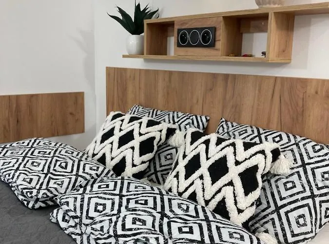 Nowe Górskie Krajobrazy Z Widokiem Na śnieżnik - Sowia Apartament