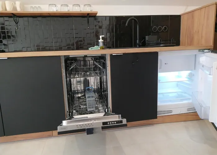 Nowe Górskie Krajobrazy Z Widokiem Na śnieżnik - Sowia